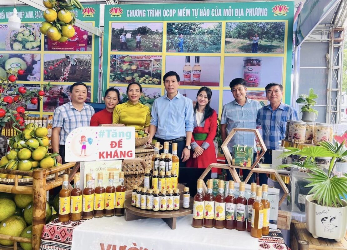 9X xứ Thanh biến đồi hoang thành vườn bản Thổ vạn người mê