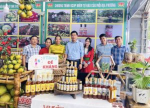 9X xứ Thanh biến đồi hoang thành vườn bản Thổ vạn người mê