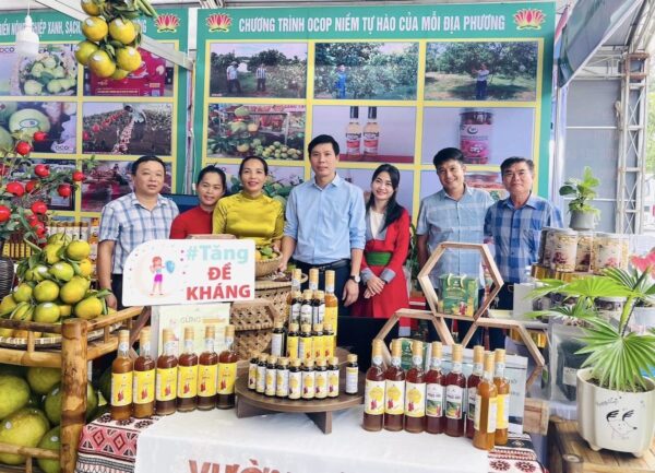 9X xứ Thanh biến đồi hoang thành vườn bản Thổ vạn người mê