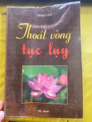 THOÁT VÒNG TỤC LỤY