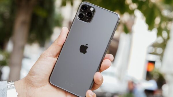 Đánh giá iPhone 11 Pro Max | iPhone 11 Pro Max có đáng mua 2025?