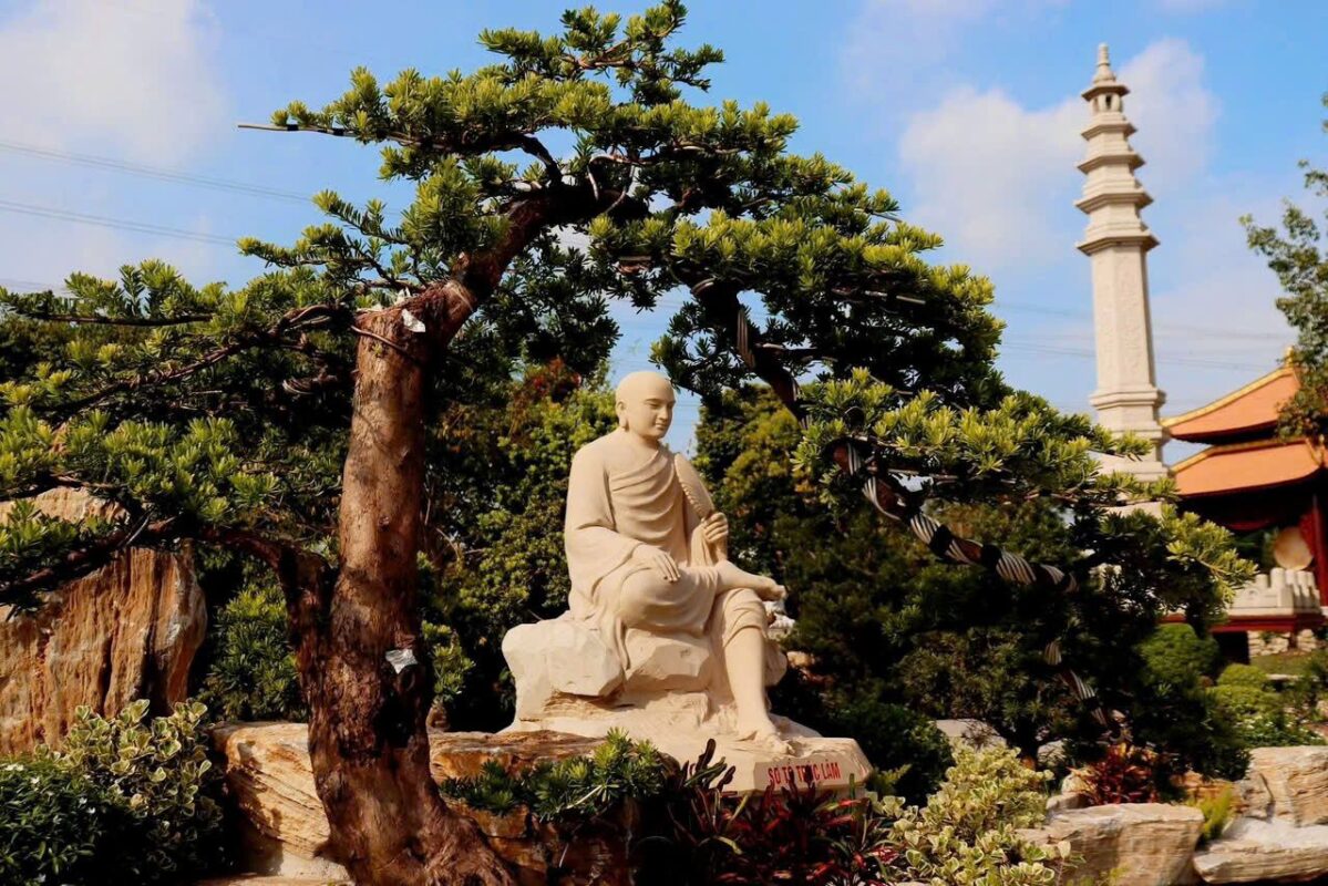 KỶ NIỆM NGÀY PHẬT HOÀNG TRẦN NHÂN TÔNG NHẬP NIẾT BÀN LẦN THỨ 717 NĂM – 01/11 ÂM LỊCH