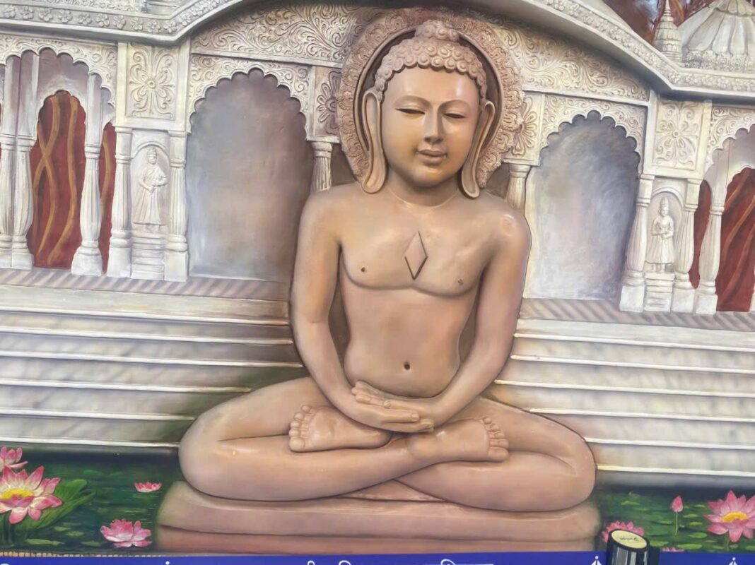 Nguồn gốc của Logo Ahimsa – Mahavira